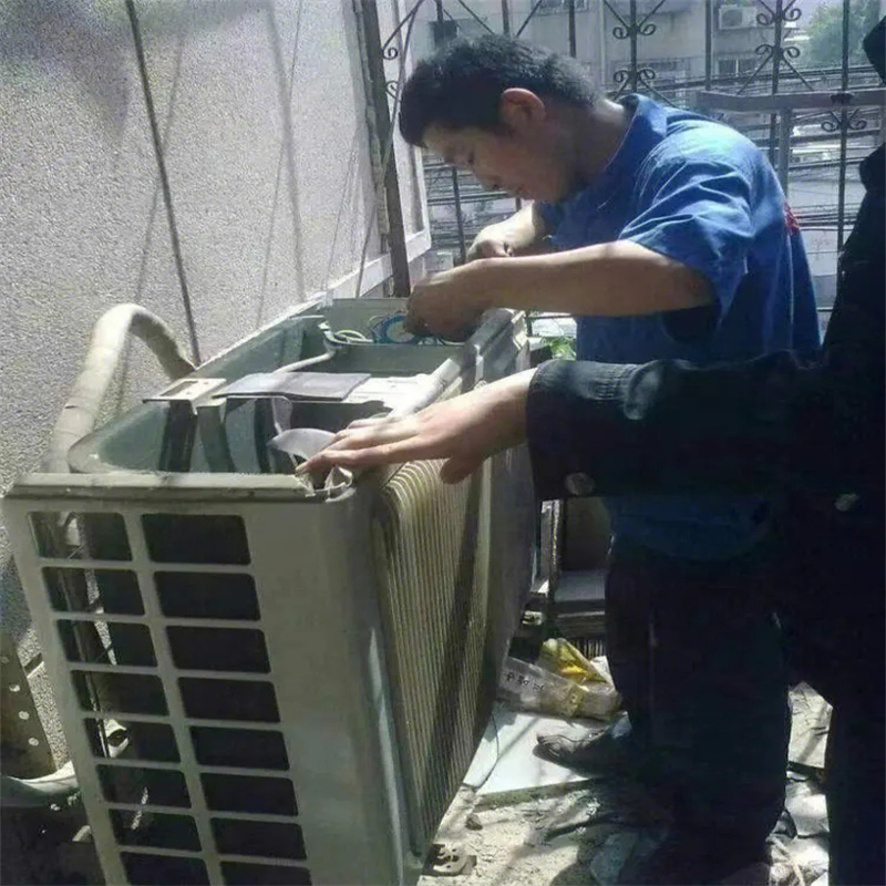 深圳罗湖东门奥克斯空调维修f4
